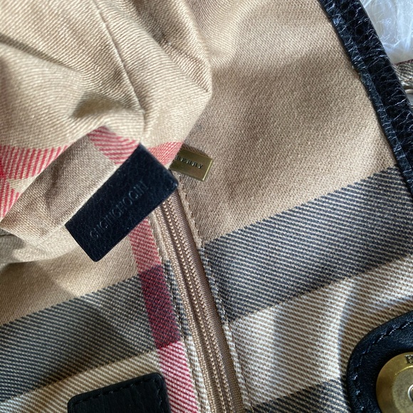 BURBERRY Nylon Handbag (Black) - Picture 9 of 10